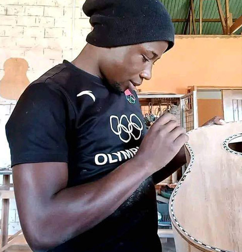building Duncan Africa Guitars
